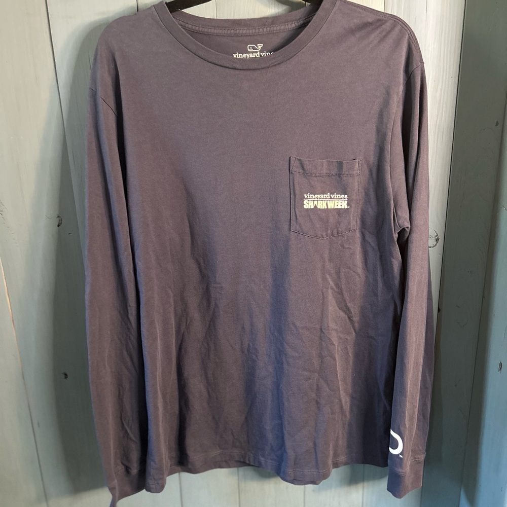 Vineyard Vines Men's Long Sleeve Tee - Dark Blue “Shark Week”